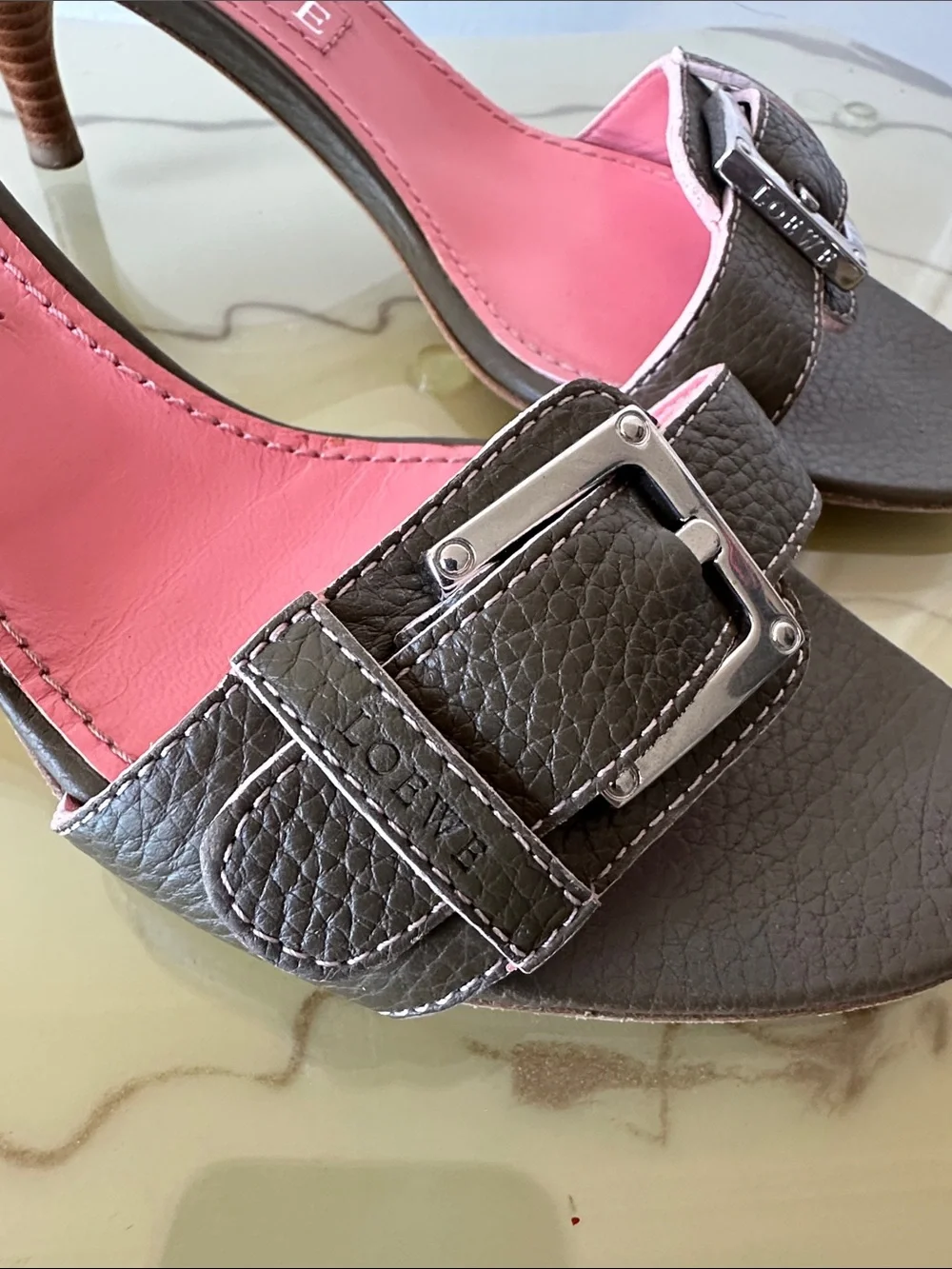 Loewe Brown Leather Buckle Mules with Pink Insole - Picture 5 of 5